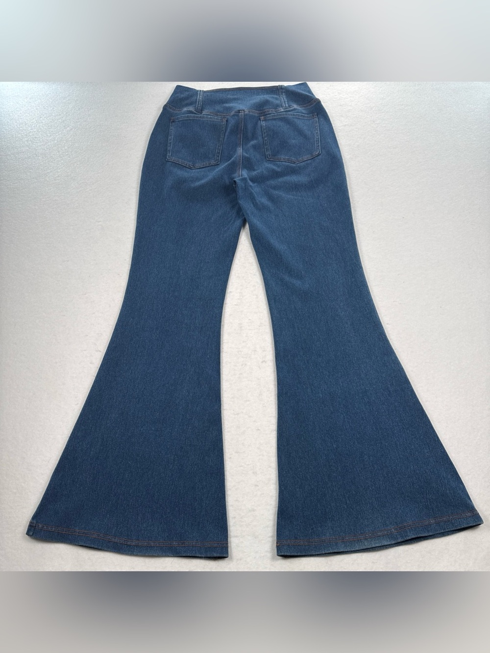 Halara Flex High Waisted Crossover Flare Jeans Womens Large Pockets Soft Stretch - Picture 4 of 13